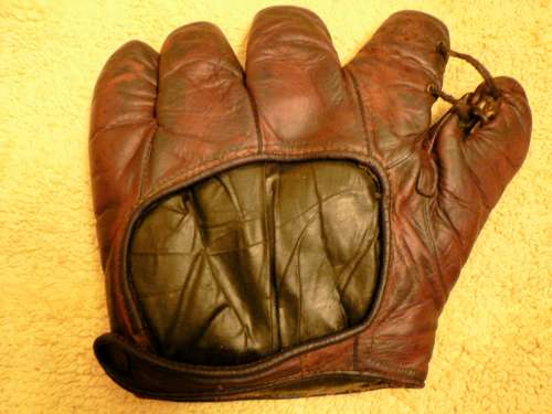 Bill Doak Rawlings Short Fingers Front